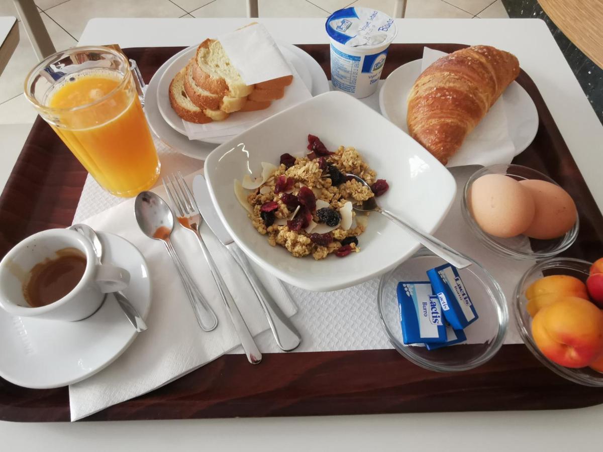 Hotel Venini Милан Экстерьер фото