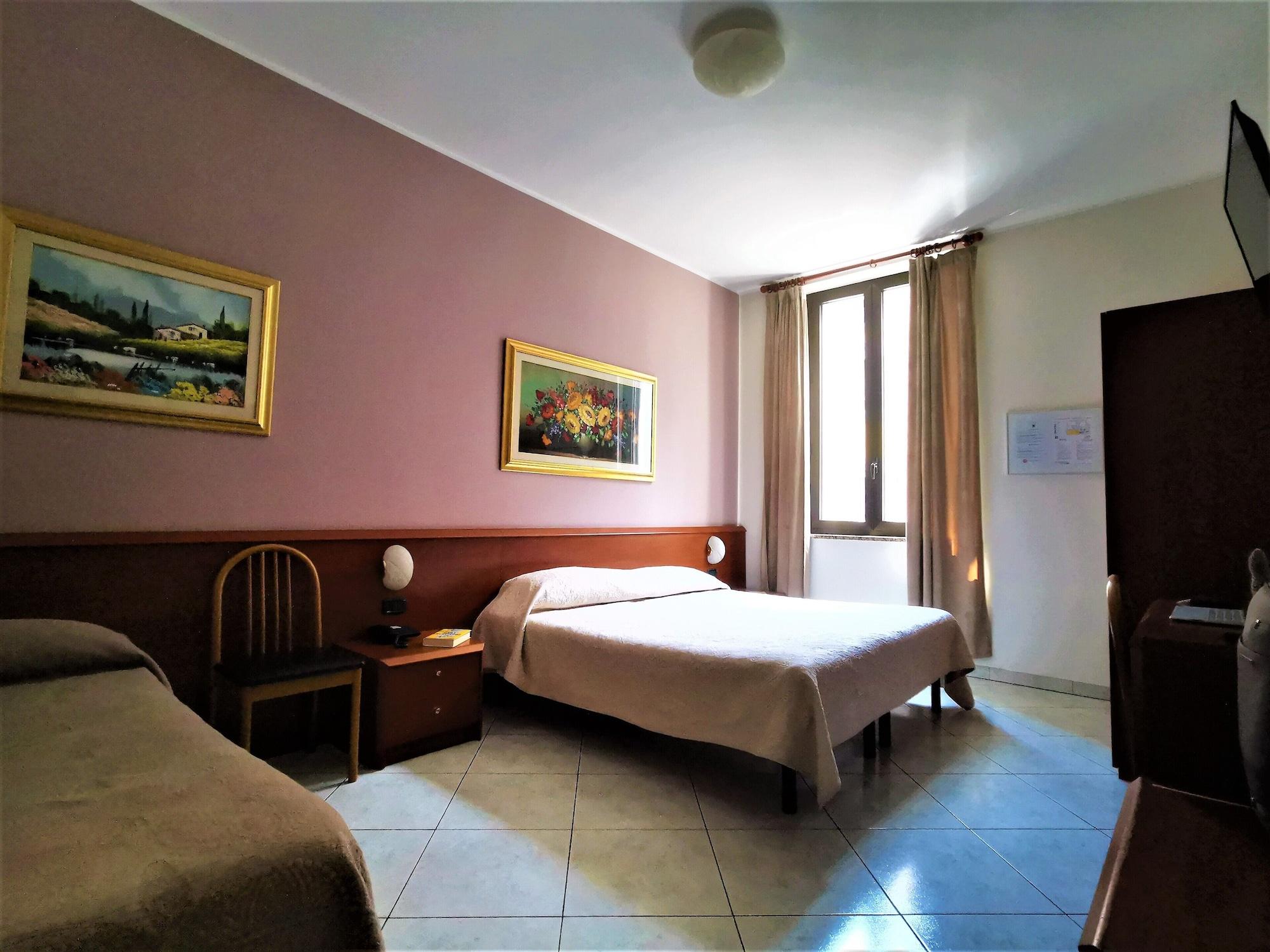 Hotel Venini Милан Экстерьер фото