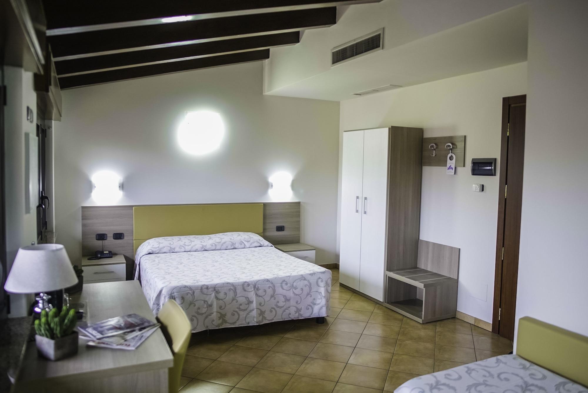 Hotel Venini Милан Экстерьер фото